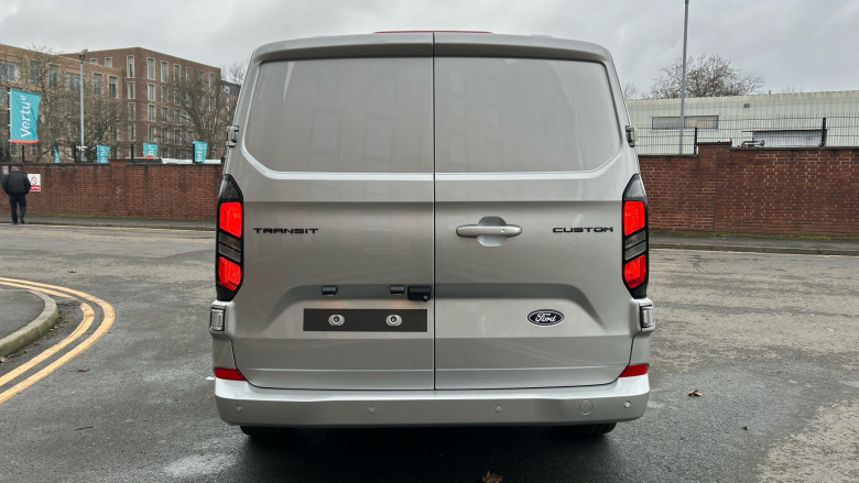 Ford Transit Custom 280 L1 Diesel Fwd 2.0 EcoBlue 136ps H1 Van Limited